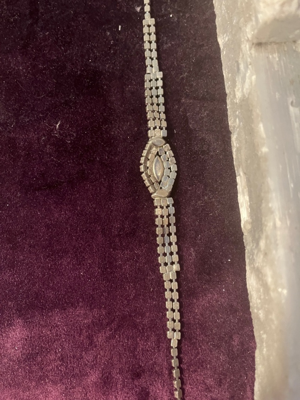 Lovely Vintage EUC Sparkling Faux Diamond Tennis Necklace in Silver Tone 15”. - Picture 9 of 12